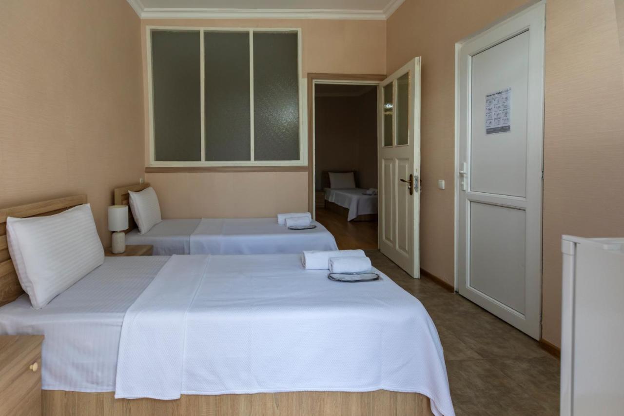 Royal House Hotel Gori Exterior photo