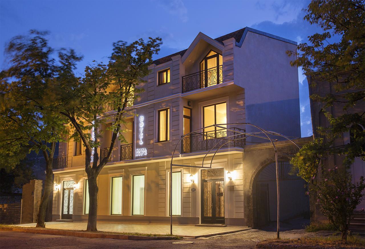 Royal House Hotel Gori Exterior photo